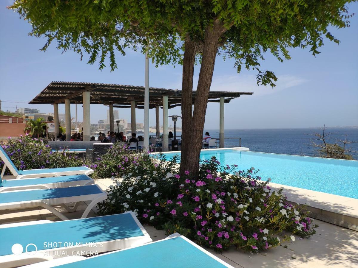 Union Amicale Corse Dakar Hotel Bagian luar foto